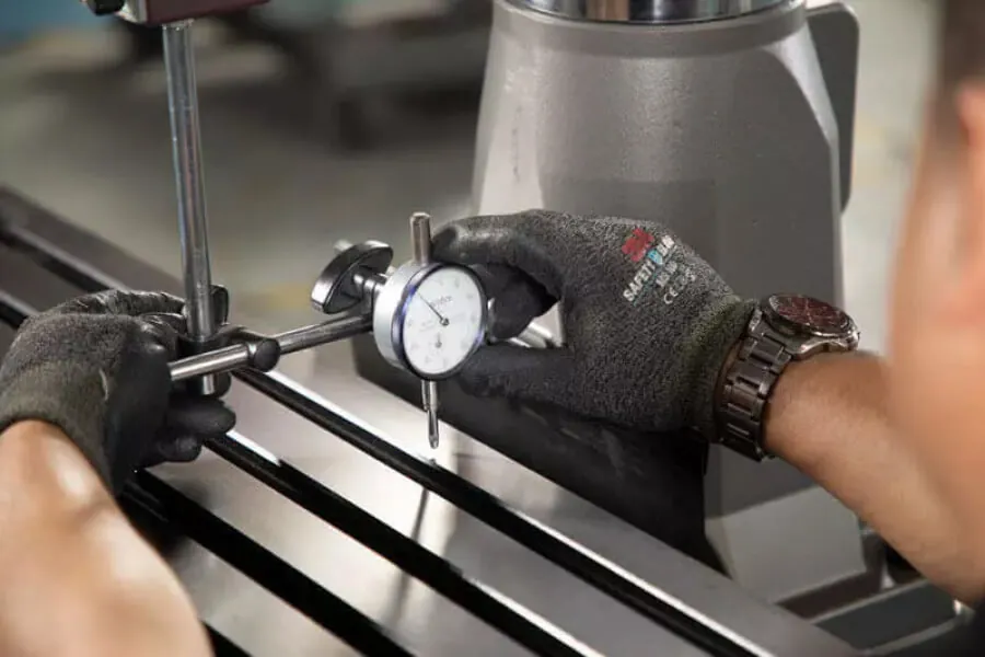Choose Rong Fu for low tariff Taiwanese mill drill machine & metal cutting bandsaw manufacturing