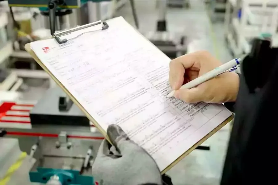 Switch to a Taiwan Band Saw Manufacturer | Rong Fu